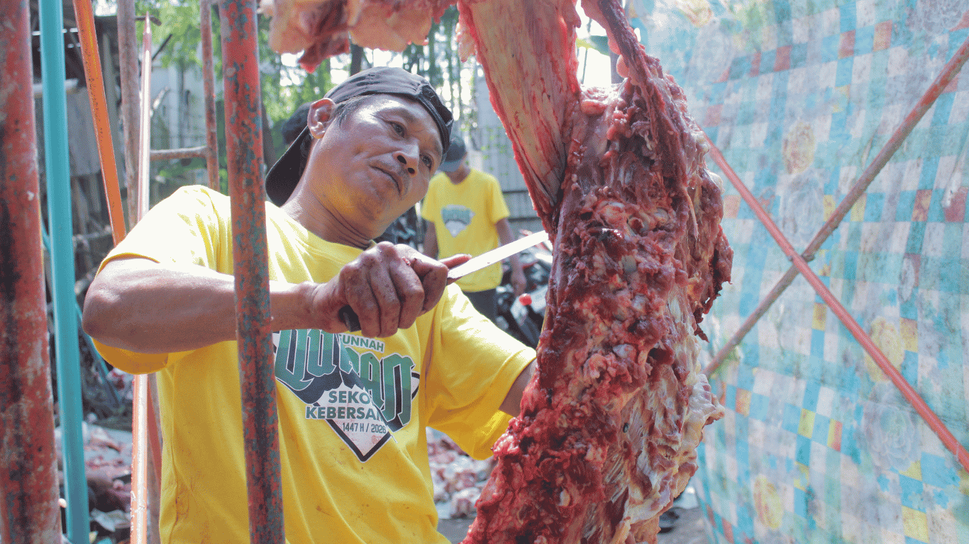 Menebar Keikhlasan dan Kepedulian di Hari Raya Idul adha 1447 H Melalui Sunnah Qurban SMK Kebersamaan 2026.